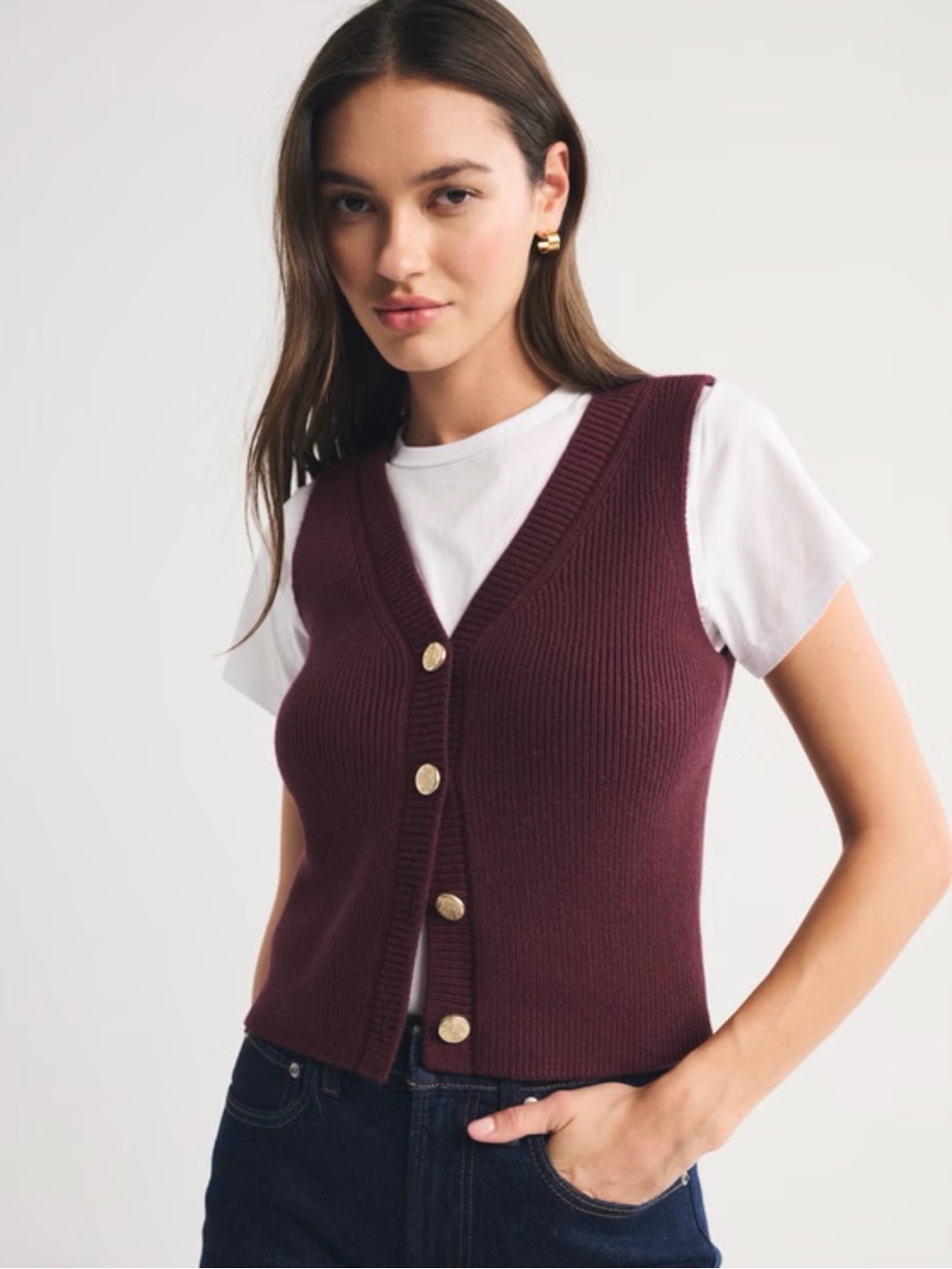 NWT Abercrombie Sleeveless V-Neck Rib Knit Vest - Sz Small - Picture 2 of 9